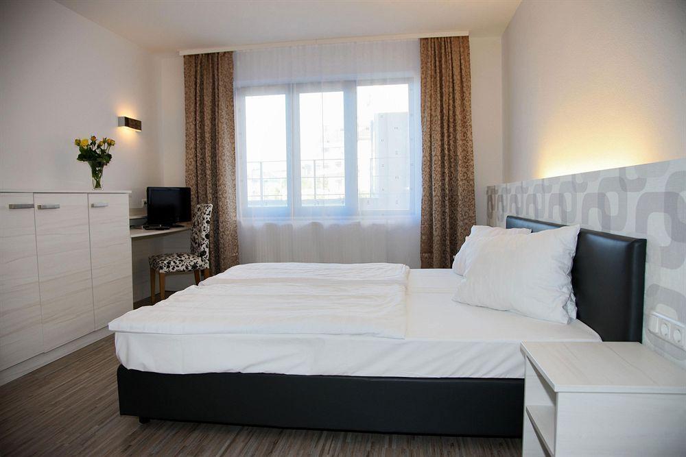 Fair Hotel Moenchengladbach City Екстериор снимка