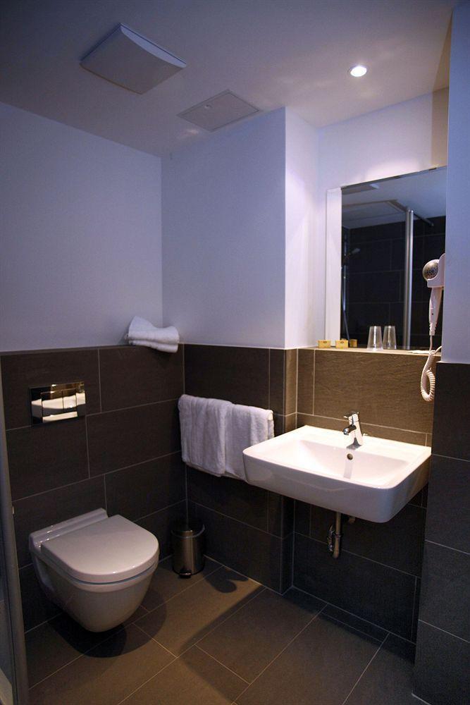 Fair Hotel Moenchengladbach City Екстериор снимка