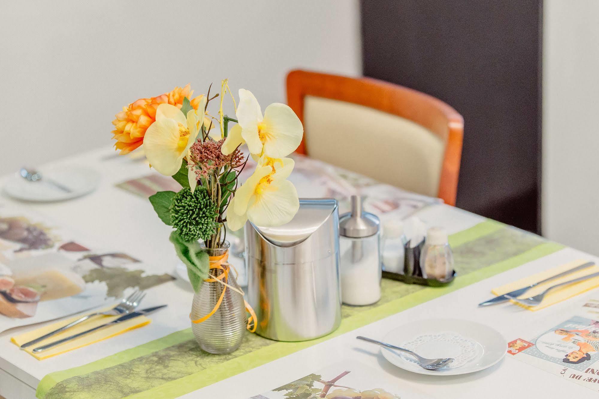 Fair Hotel Moenchengladbach City Екстериор снимка